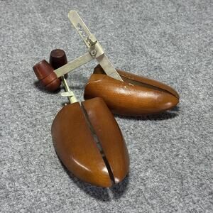 Vintage Florsheim Wood Adjustable Shoe Tree Stretcher (Size 5) Split Toe Solid!